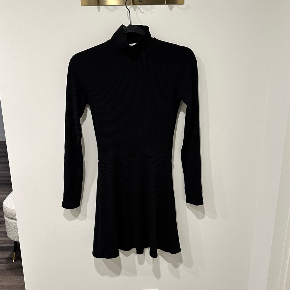Black ribbed mock neck reformation jeans dress